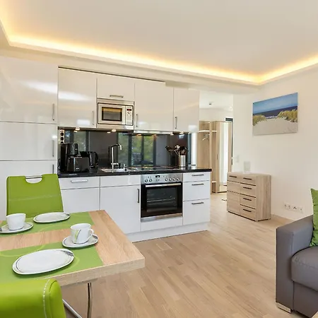 Seeblick Nr 6 * Binz